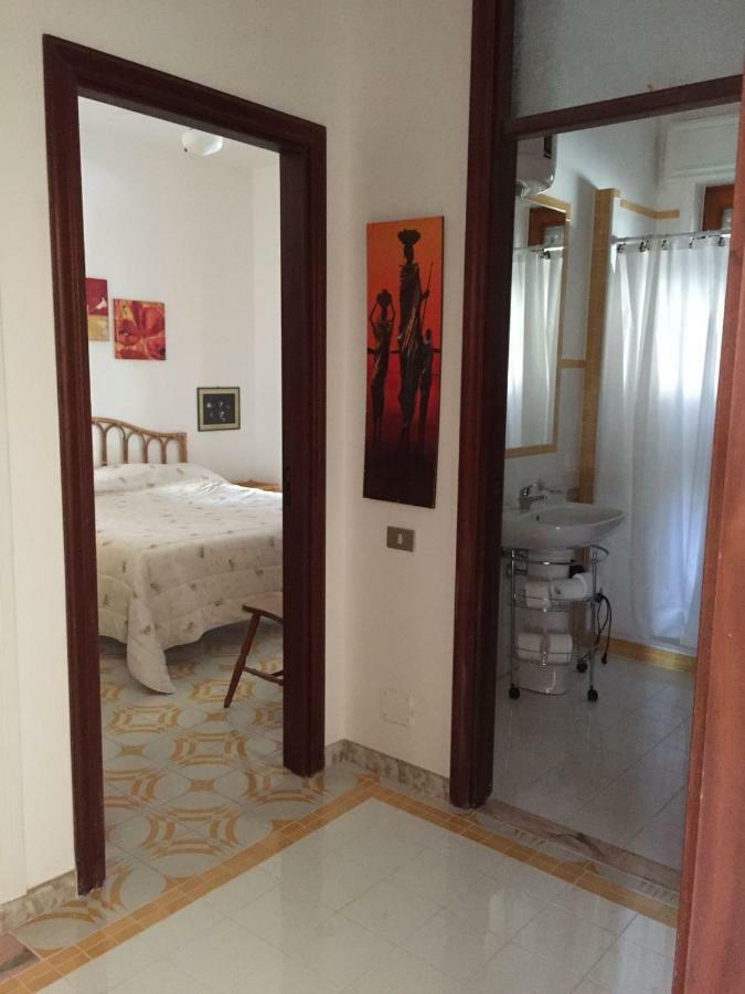 Il Girasole Appartement Torre dell'Orso Buitenkant foto